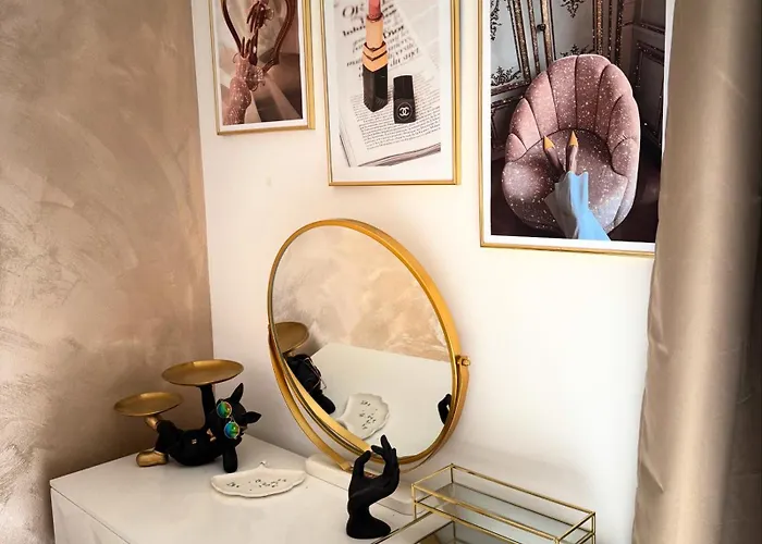 Luxury Nea ماكارسكا