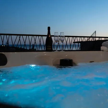Luxury Dream House Nea With Jacuzzi Apartment