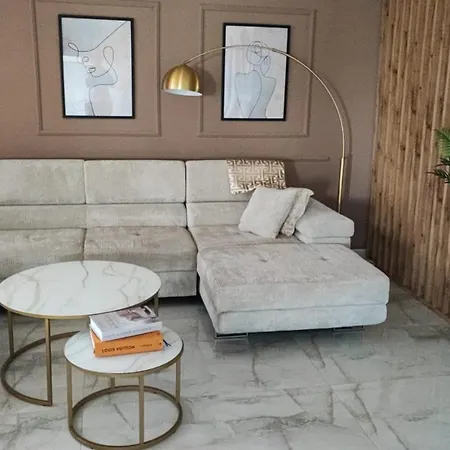 Lejlighed Luxury Nea *