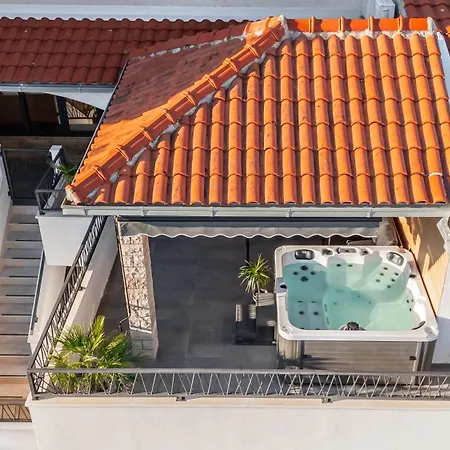 Luxury Nea * Makarska