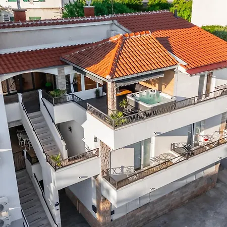 Luxury Dream House Nea With Jacuzzi Apartment Makarska