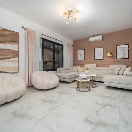 Luxury Nea With Jacuzzi And Sea View 公寓 马卡尔斯卡